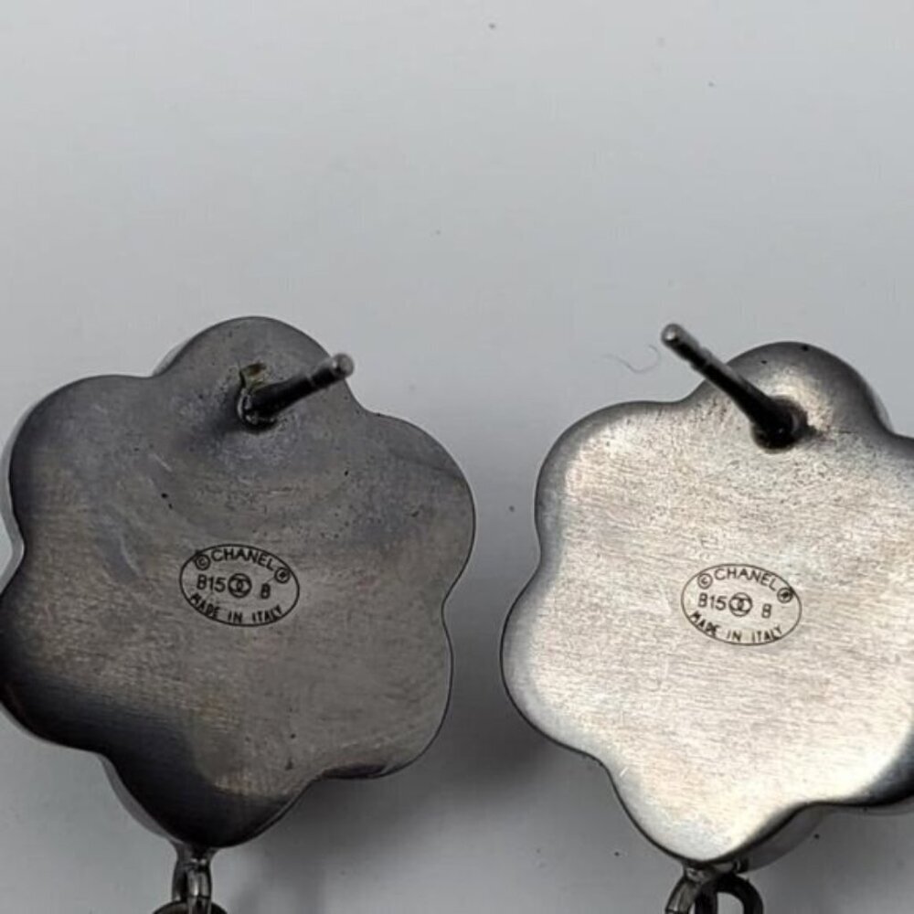 CHANEL Dark Grey CC Pearl Stud Earrings 370-102525 - Picture 4 of 11